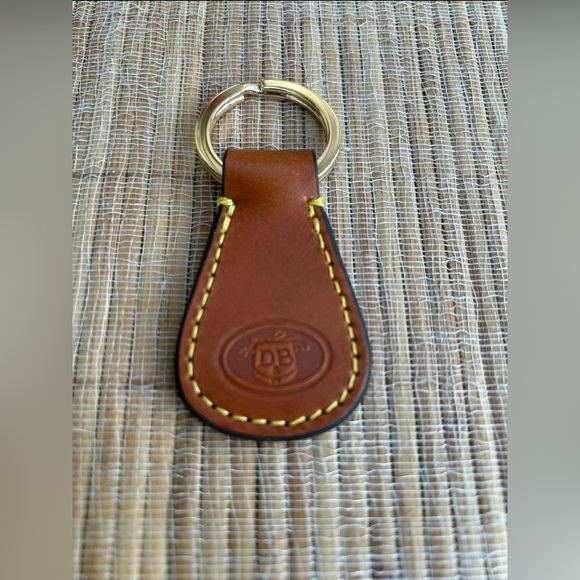 Dooney & Bourke key chain - Picture 1 of 2